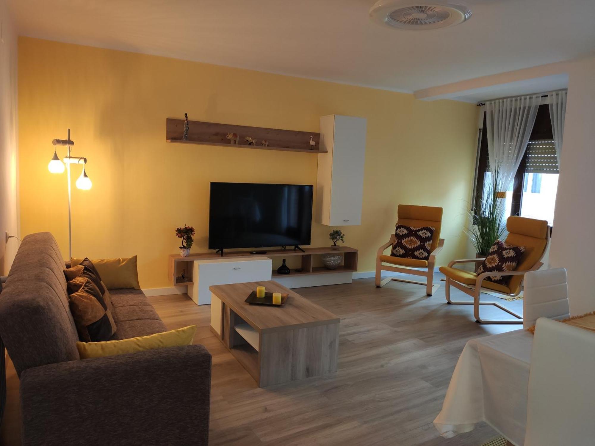 Apartamento Confort II Ла Сеу д'Ургел Екстериор снимка